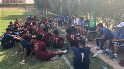 بالصور.. البطاوي للاعبي سيراميكا كليوباترا: أنتم الأفضل وننتظر منكم المزيد