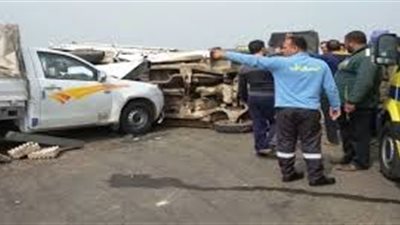 إصابة 21 شخصًا في حادث تصادم بين سيارتين بسوهاج