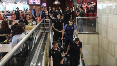 وصول بعثة الاهلى إلى تونس لمواجهة الترجي بنهائي أبطال إفريقيا!