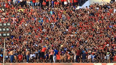 جماهير الترجي تهاجم اتوبيسات جمهور الأهلي والصحفيين 