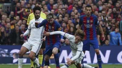 مباريات الجولة الثانية عشرة من الليجا تسيطر على عناوين الصحف الاسبانية