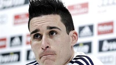 ملعب ستامفورد بريدج يتأهب لاستقبال لاعب الريال السابق