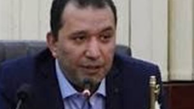 محافظ الأقصر يناشد بتكثيف الحملات التموينية لضبط الأسواق