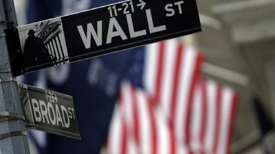 الأسهم الأمريكية تهبط مع انخفاض أسهم أبل