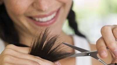 6 خطوات تمكنك من قص شعرك في بيتك