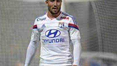 نبيل فقير يغلق صفحته علي 