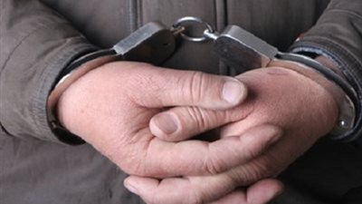 ضبط عاطل بحوزته كمية من الأقراص المخدرة بشبرا الخيمة