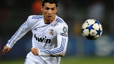 رونالدو يسعى لإنهاء عقم 50 يوم بلا أهداف