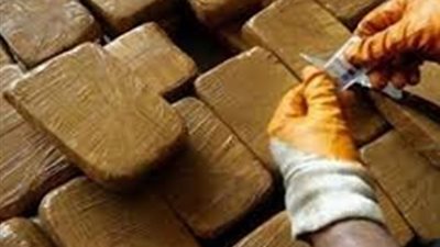 «مكافحة المخدرات» تضبط 15 كيلو جرام هيروين وحشيش