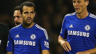 بالارقام .. مشاكل دفاع تشيلسي تتمثل في فابريغاس وماتيتش