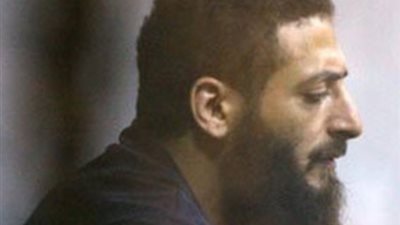 تأجيل إعادة محاكمة عادل حبارة وأخر باعتناقهم أفكار تكفيرية لـ29 سبتمبر