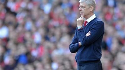 فينجر ينهي الجدل حول رحيل بنزيمة لآرسنال في يناير