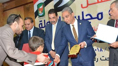  محافظ سوهاج يشهد حفل نادى قضاة مجلس الدولة لتكريم 18 من أسر الشهداء