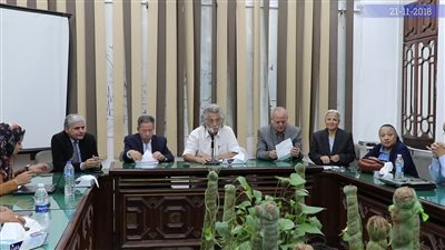 نقابة الأطباء تُجيب: لماذا هاجر أطباء مصر للخارج؟ 