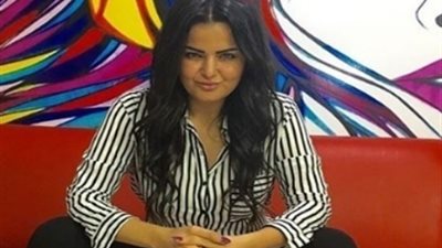 تعليق «غير متوقع» من سما المصري حول وضع صورتها على عبوات «فياجرا نسائية»
