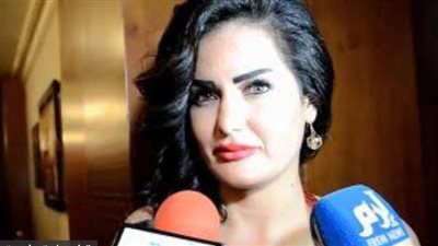 تعليقا على فستان رانيا يوسف.. سما المصري: «أنا بنت البطة السودا»