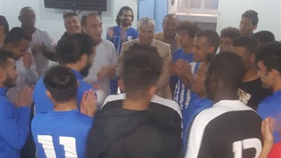 بالصور.. لاعبو انبي يحتفلون بعيد ميلاد علي ماهر 