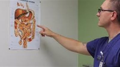 ما هو مرض كرون المُزمن الذي انتشر بسرعة كبيرة مؤخرًا؟