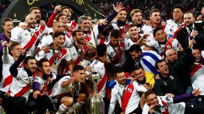 بالصور تأهل فريق الاغنياء  لكأس العالم بعد مباراة مجنونة فى نهائي القرن 