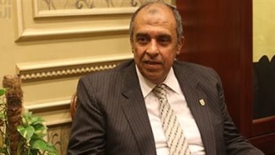 بالصورة.. «الزراعة» تُسلم أول عقود التميلك لواضعي اليد