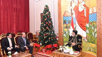 البابا تواضروس يستقبل ممثلين عن الرقابة الإدارية للتهنئة بالعيد