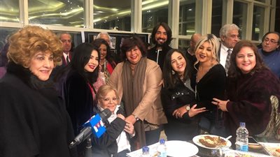 بالصور.. وزيرة الثقافة تحتفل بعيد ميلاد نادية لطفي بهذه الطريقة