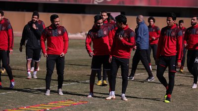 كيف استقبل نجوم الأهلي حسين الشحات؟.. تعرف على التفاصيل