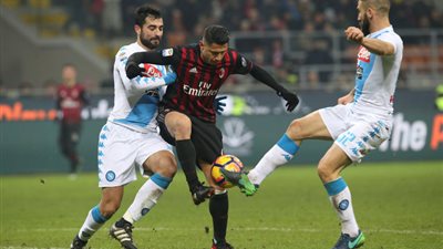 بث مباشر.. ميلان ونابولي في ديربي الكالتشيو الإيطالي