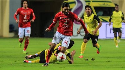 تعرف على موقف حسين الشحات من مباراة إنبي بعد شعوره بالإجهاد