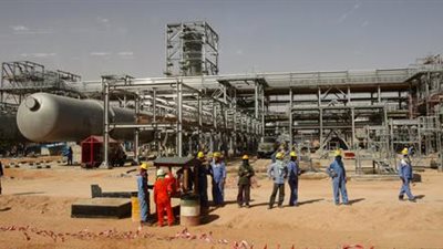 النقابة العامة للبترول تختار رئسًا لنقابة شركة السويس للزيت