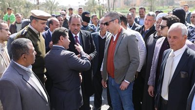 «برلمانى» يطالب محافظ سوهاج بسرعة الانتهاء من هذه المشروعات