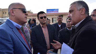 بالصور.. نائب 