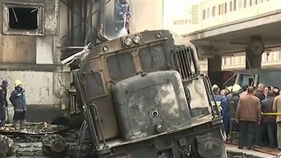 النائب العام يأمر بالتحقيق فى حادث حريق قطار داخل محطة مصر