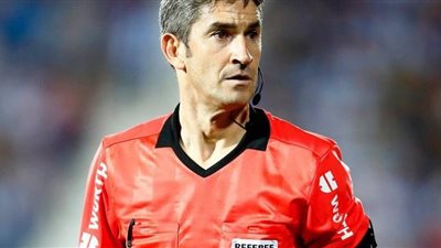 رسميا| تغيير حكم كلاسيكو الليجا