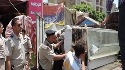 رفع 30 طن قمامة خلال حملة مكبرة بقطاع أكتوبر