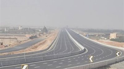 بالصورة.. مهزلة على مدخل العاصمة الادارية