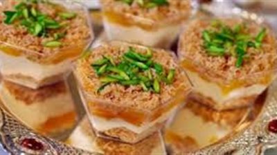 بالفيديو.. طريقة عمل كاسات الكنافة بنكهات مختلفة