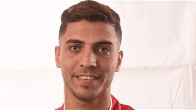 محمد شريف: مصلحة الأهلي تجبرني على الصمت قبل قمة الزمالك