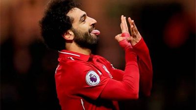 صلاح يقود هجوم 