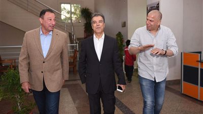 أحمد مجاهد يكشف كواليس عدم حضور الخطيب لحفل قرعة كأس أمم إفريقيا