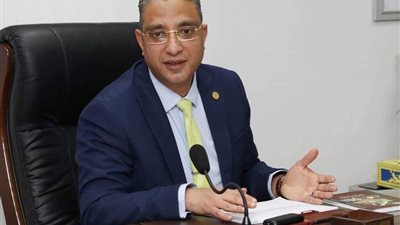 محافظ سوهاج يرفع درجة الاستعداد القصوى بمراكز المحافظة.. اعرف التفاصيل