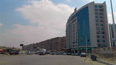 بالصور.. سيدة توجه تحذيرًا هامًا لـ«سكان زهراء المعادي» 