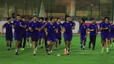 الأهلي يستعد لمواجهة إنبي عن طريق الـ 