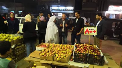 بالصور.. أسد البرلمان يزور معرض أهلا رمضان لرابطة شباب منيا القمح