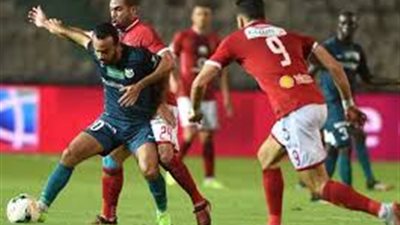 أزمة بين الأهلي والقنوات الناقلة تهدد بعدم إذاعة مباراة انبي