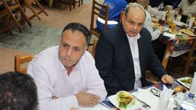 بالصور.. رئيس بدر الدين للبترول يشارك العاملين الإفطار الجماعي
