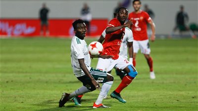 الأهلي يكشف مدة غياب أجايي بعد سقوطه المفاجئ قبل مباراة إنبي