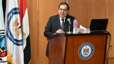 وزير البترول يصدر قرارًا بتكليف محمد عبد العزيز نائبًا لرئيس جاس كول