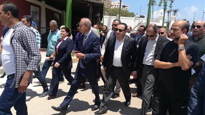 تفاصيل زيارة شريف إسماعيل لملاعب اسكندرية قبل الأمم الإفريقية 