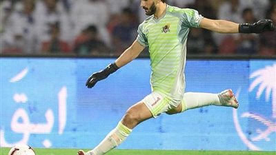 زميله في السعودية: المنتخب ظلم عواد باستبعاده من كأس الأمم